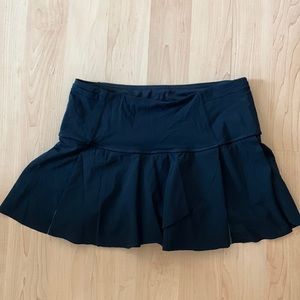 Lululemon skort size 4
